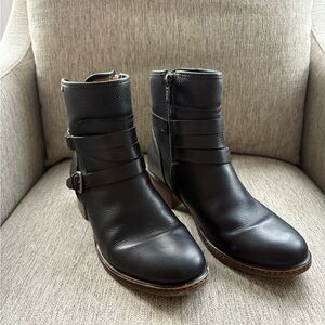 PIKOLINOS Black Ankle Boots